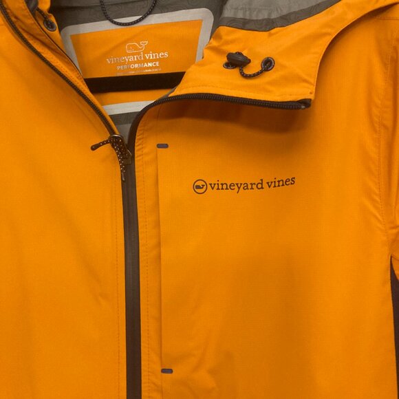 Men’s Medium Vineyard Vines On-The-Go Packable Rain Shell – Orange - Picture 5 of 9